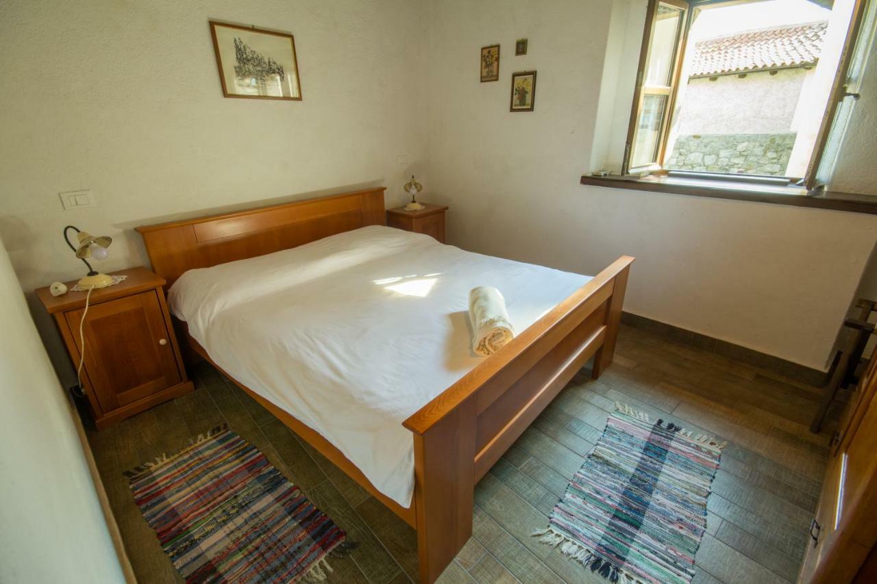 Holiday Homes Poli Svetega Antona Gračišće المظهر الخارجي الصورة