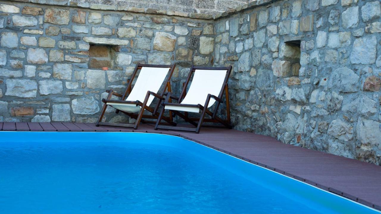 Holiday Homes Poli Svetega Antona Gračišće المظهر الخارجي الصورة