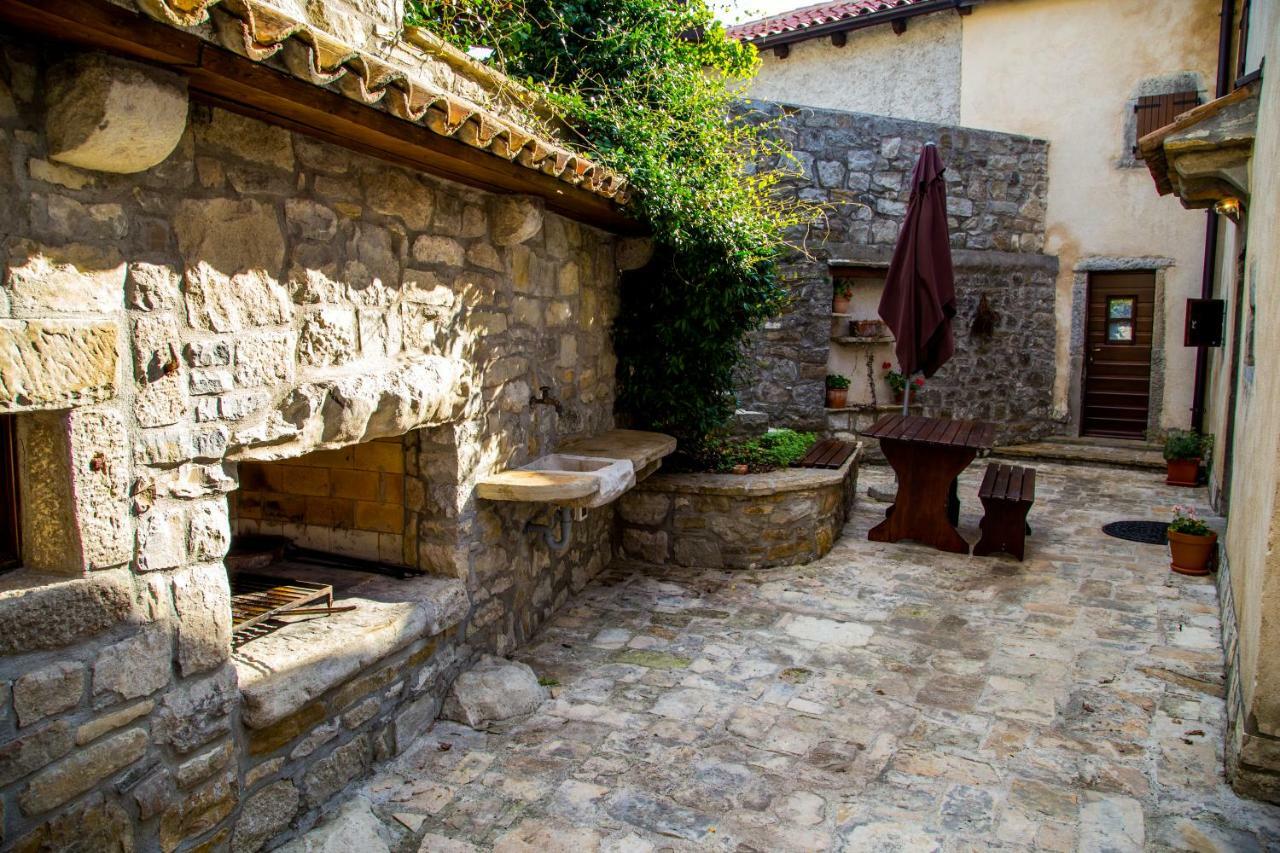 Holiday Homes Poli Svetega Antona Gračišće المظهر الخارجي الصورة
