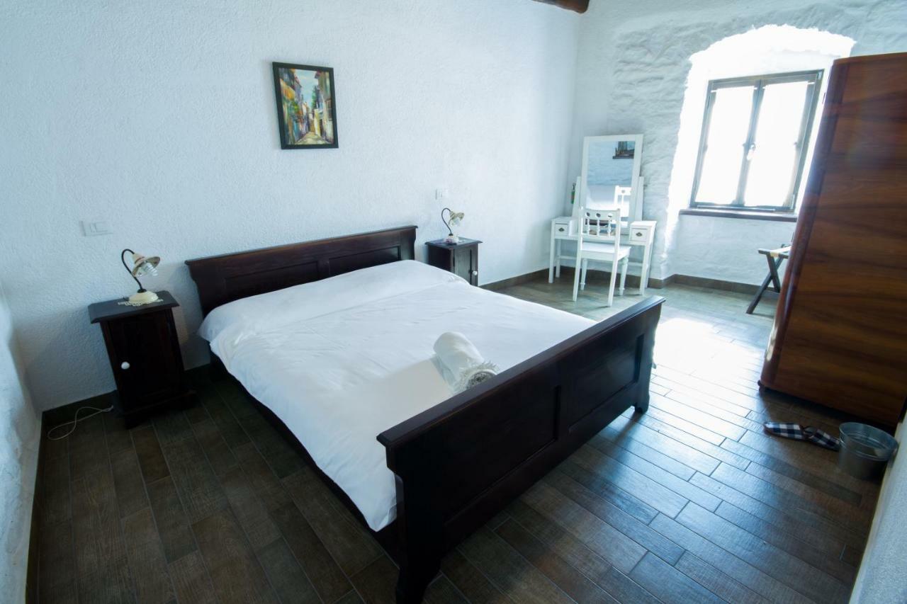 Holiday Homes Poli Svetega Antona Gračišće المظهر الخارجي الصورة
